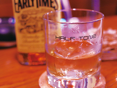 花銀通りを見下ろせるお洒落なお店