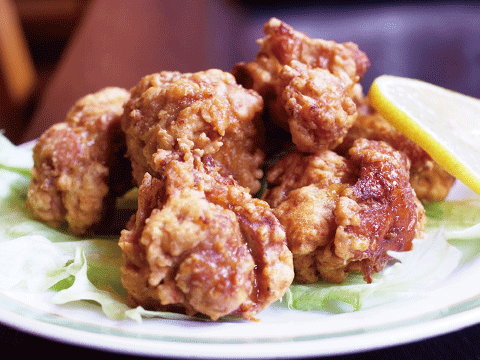 四川風ザンギ 800円（税別）