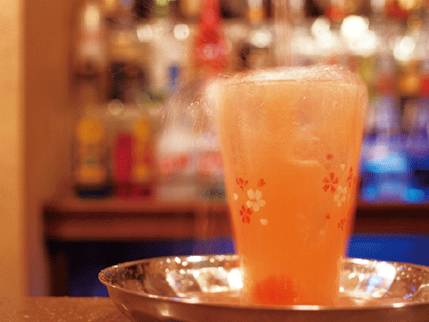 1983年から New Yorkスタイルの洗練された カクテルを提供してきました。