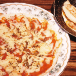 タコスdeピッツァ700円    タコス (２枚セット)700円