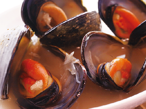 活ひる貝のワイン蒸し    680円