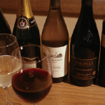 マスター厳選のワイン   グラスワインは500円