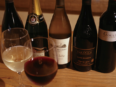 マスター厳選のワイン   グラスワインは500円