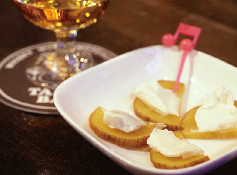 TAKI'S BAR  お好みのウイスキーで楽しむ 