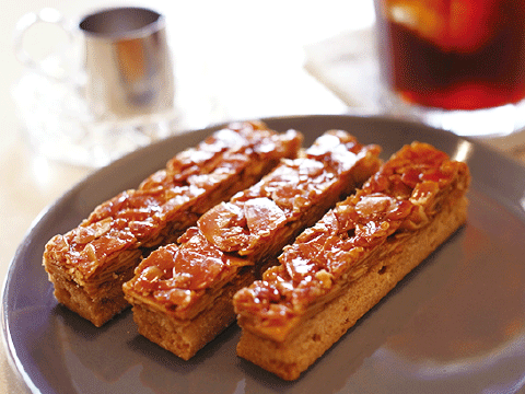 フロランタン350円       アイスコーヒー550円