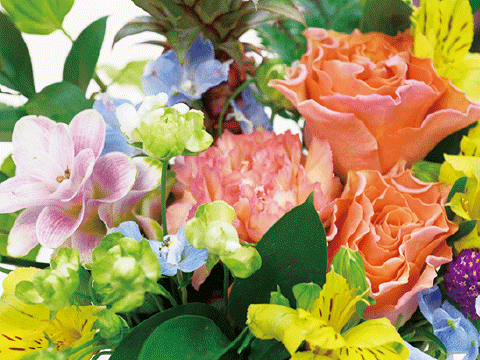 涼しげな色合いのアレンジで お部屋に清涼感を！