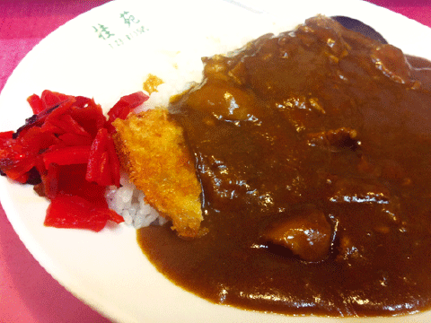 カツカレー  900円