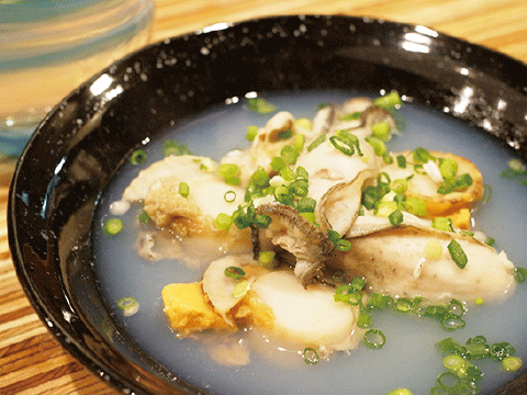 秋冬の新メニュー 牡蠣、ほたてのおでん、各500円