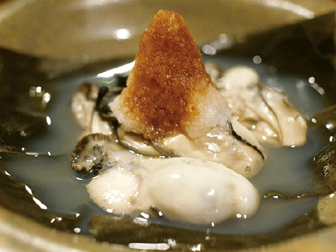 牡蠣の酒蒸し  700円