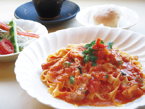 １０月３０日（金）〜１１月８日（日）は １０周年の特別メニューを提供!