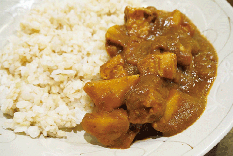 ライブの日は、  カレー食い放題！