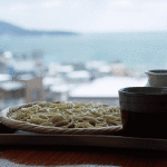 お蕎麦はもちろん、 窓からの景色も楽しめます。