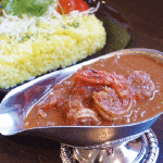 朝里ダムカレー　800円〜 エビは1,050円。