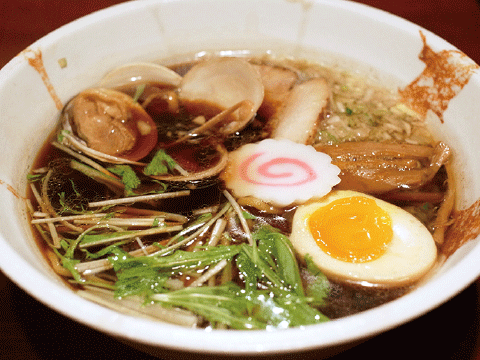 はまぐりラーメン（正油） 900円