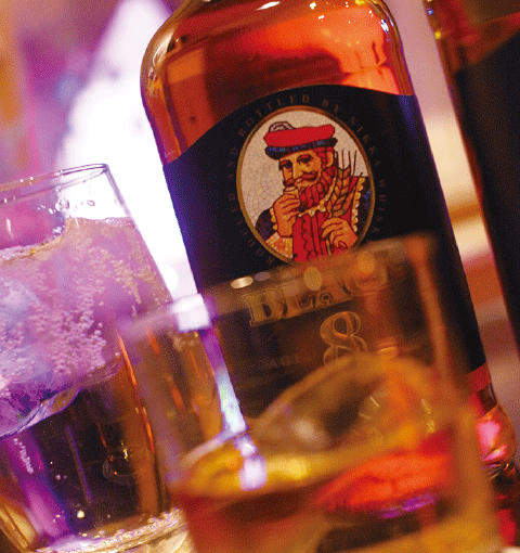 小樽雪あかりの路特別企画  ブラックニッカ８年 1杯 各500円