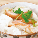 豆腐と湯葉のカニあんかけ丼 680円