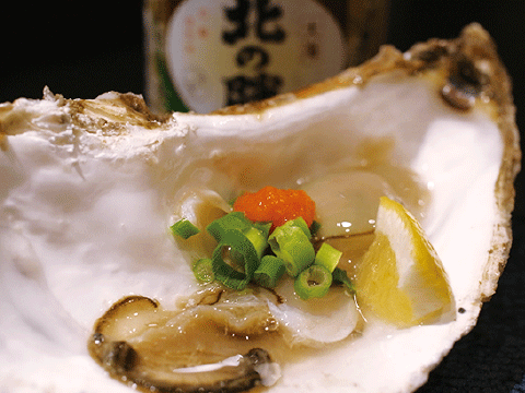 生牡蠣  200円(1個)