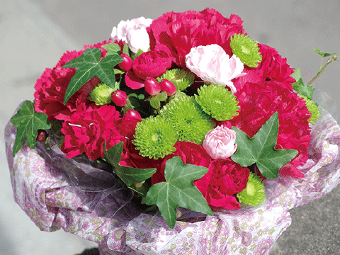 母の日のお花の贈り物 花キューピットも使えます！