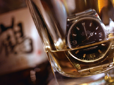 平日は、２時まで営業時間が 延長となりました。