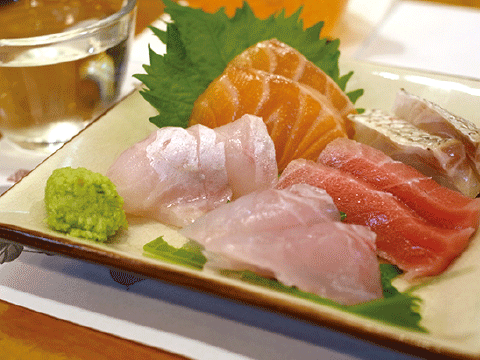 実は「刺盛り」がメニューに無いんです！ 注文は1人前からOK