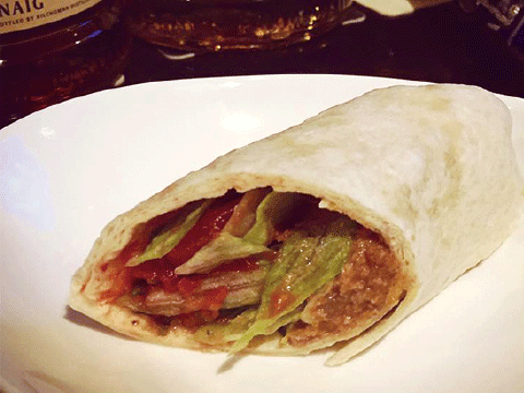 週末の金曜土曜は タコスNIGHT！